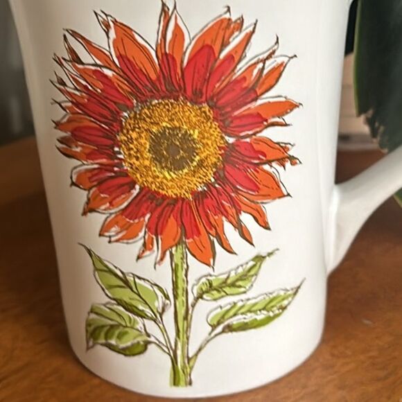Room Creative “Red Sunflower” Coffee Mug! - Picture 2 of 5